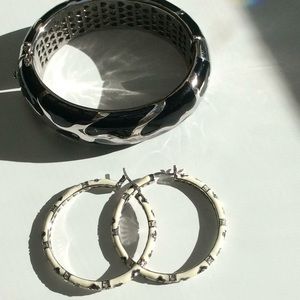 Lauren G Adams black and white jewelry set